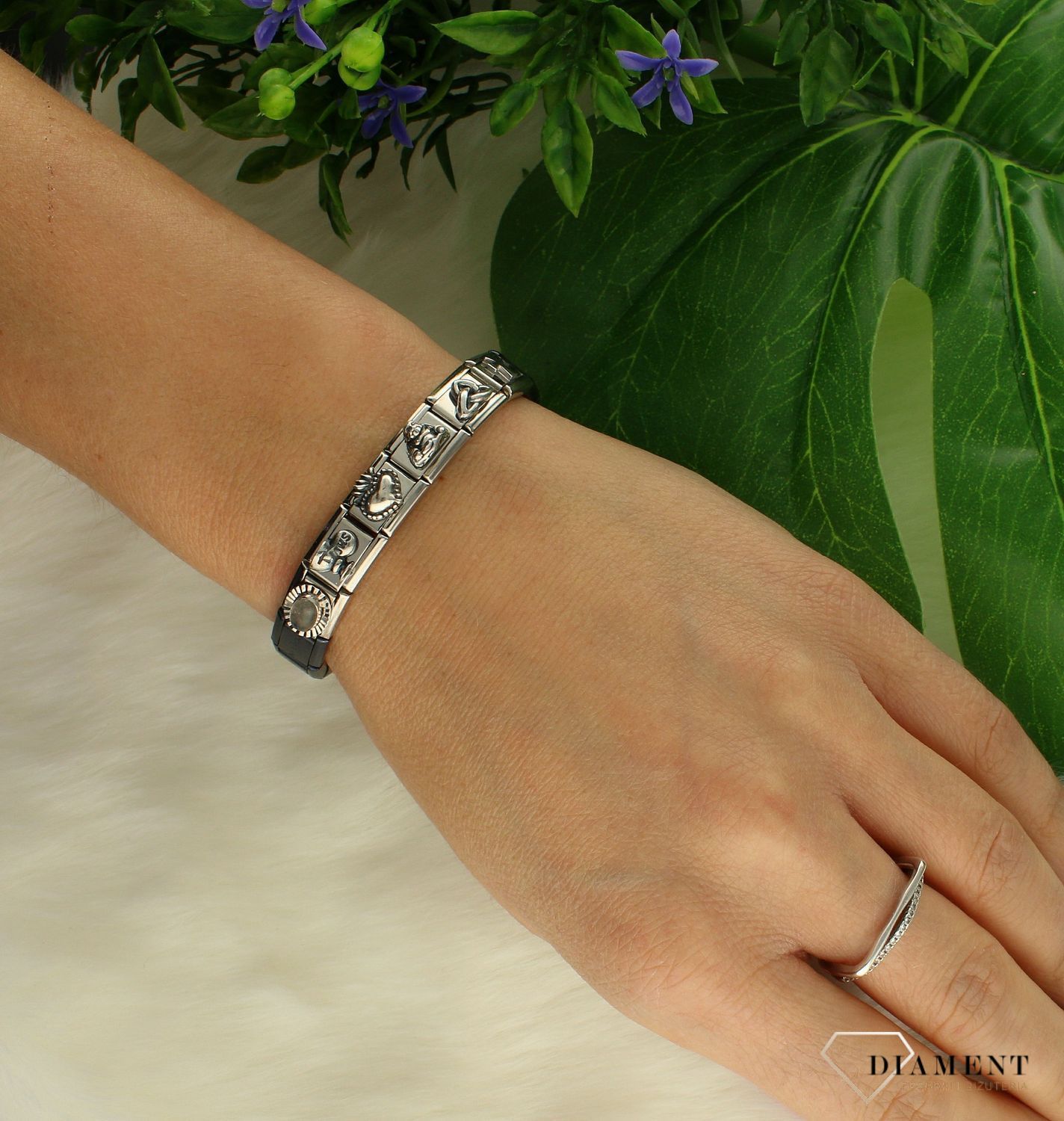 Nomination Link 925 zawieszka srebro 'Budda' 330101 52.jpg